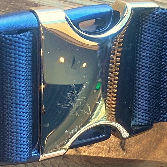 LULU LEMON EVERYWHERE BELT BAG - Picture 5 of 8